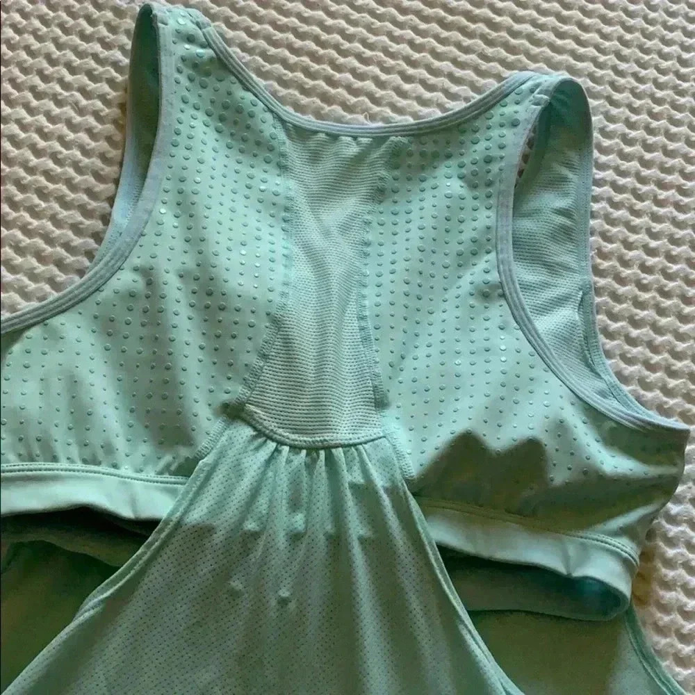 Athleta